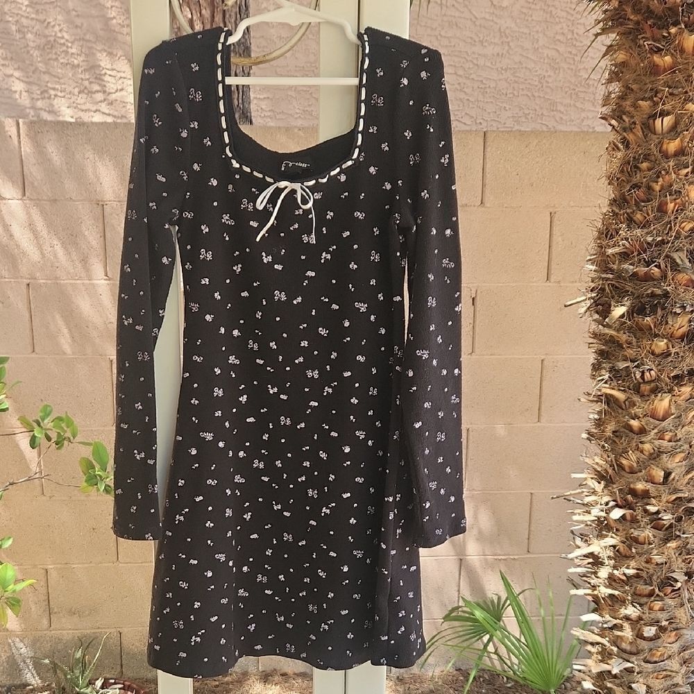 Art Class Black Long Sleeve Floral Dress